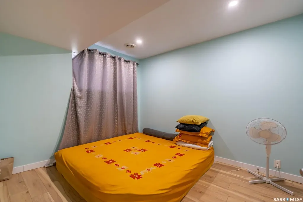 1840 Quebec Street Regina SK S4P 1J5