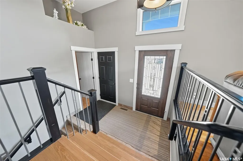 806 Gillies Crescent Saskatoon SK S7V 0C2