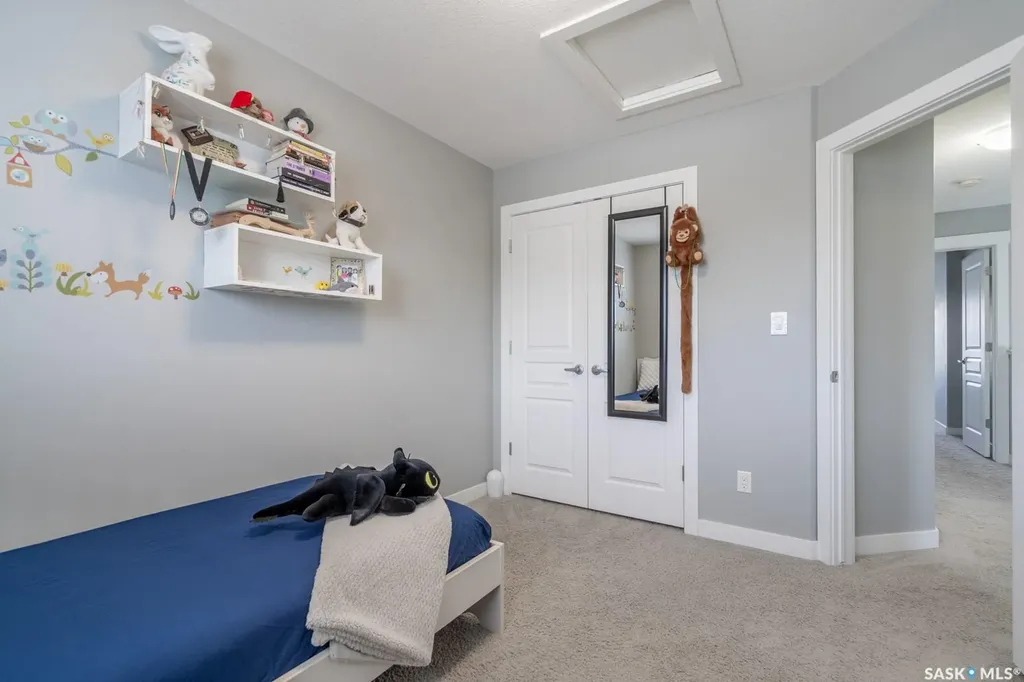 4510 Green Poplar Lane E Regina SK S4V 3H5