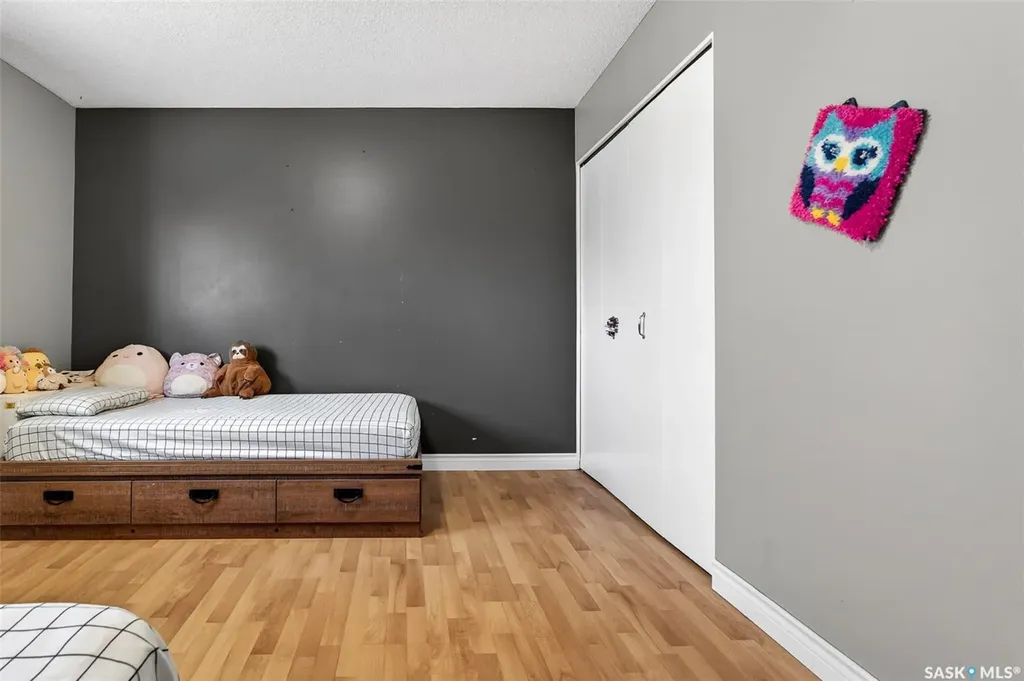 22 Edelweiss Crescent Moose Jaw SK S6J 1E5