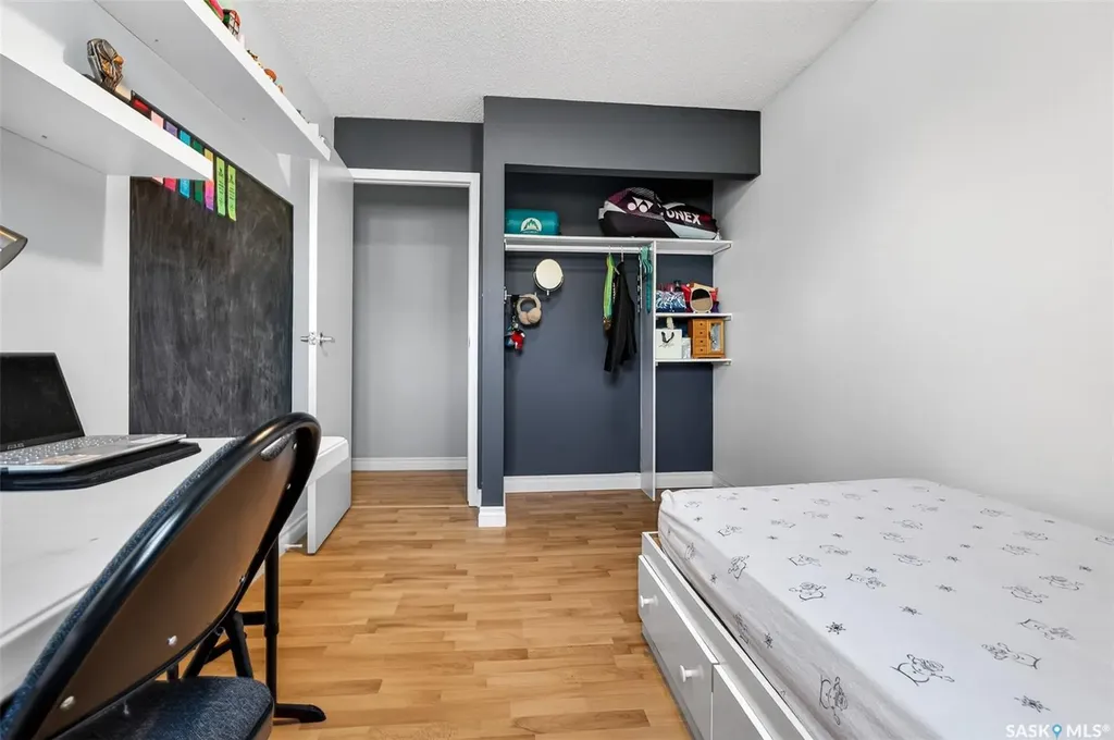 22 Edelweiss Crescent Moose Jaw SK S6J 1E5