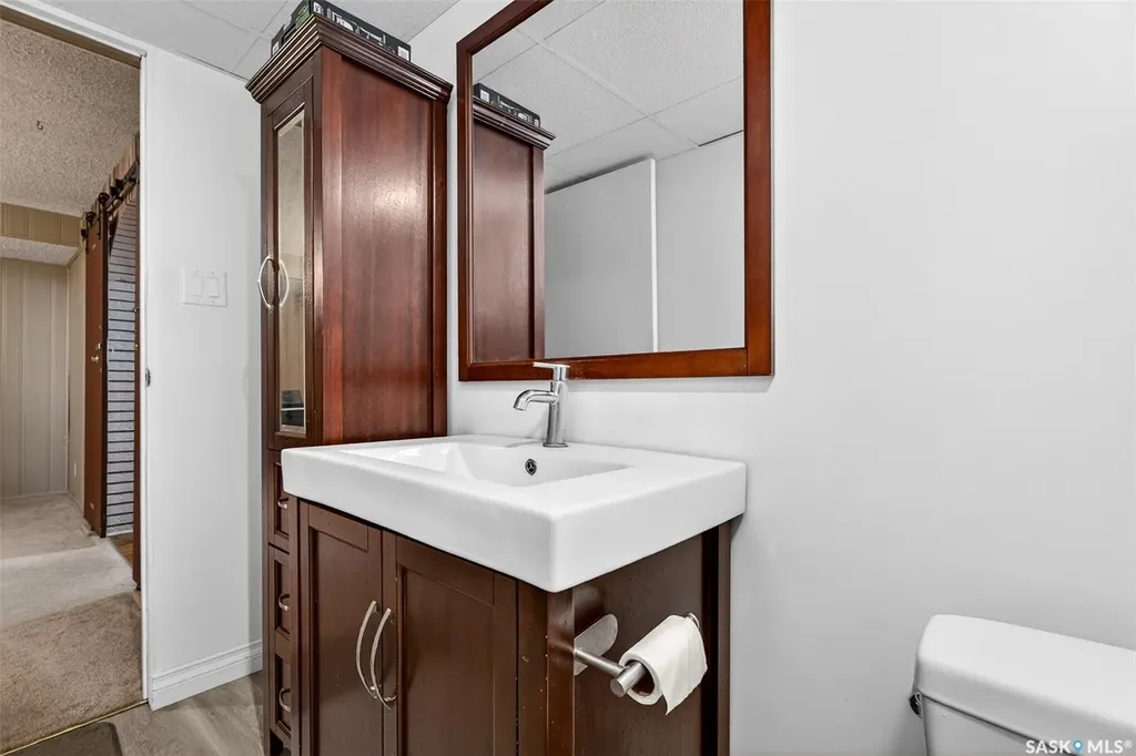 22 Edelweiss Crescent Moose Jaw SK S6J 1E5