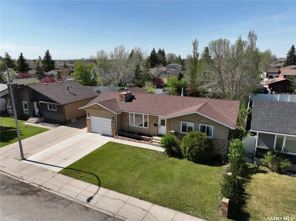 22 Edelweiss Crescent Moose Jaw SK S6J 1E5