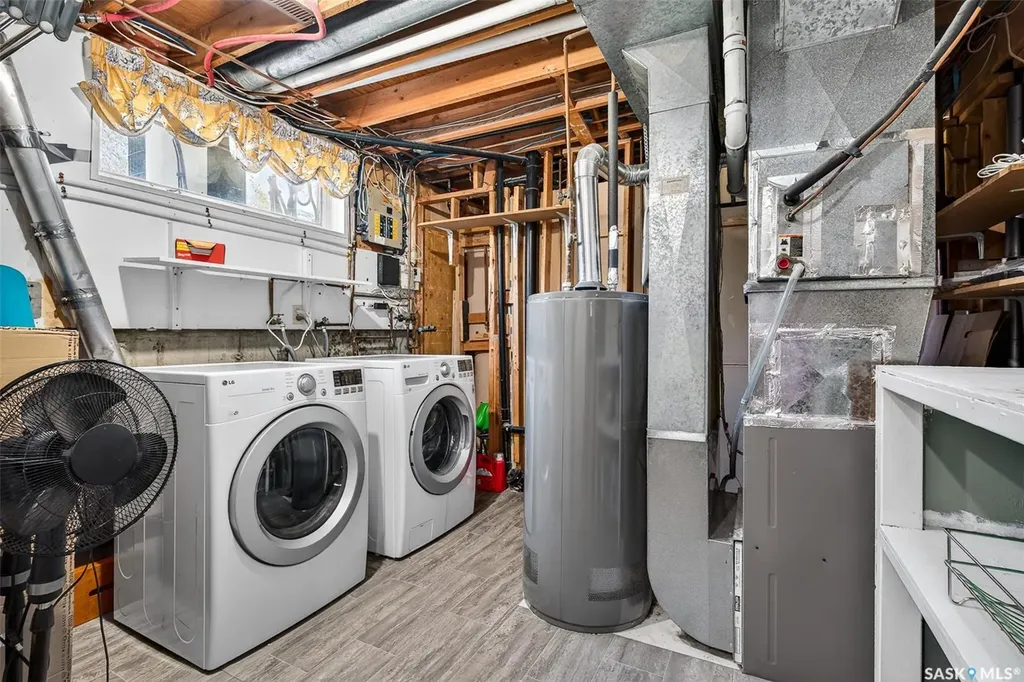 22 Edelweiss Crescent Moose Jaw SK S6J 1E5