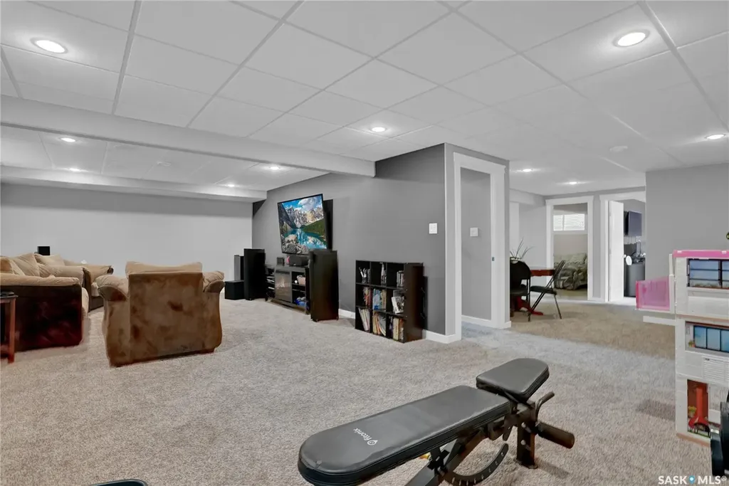 121 Everton Crescent Moose Jaw SK S6K 0A3