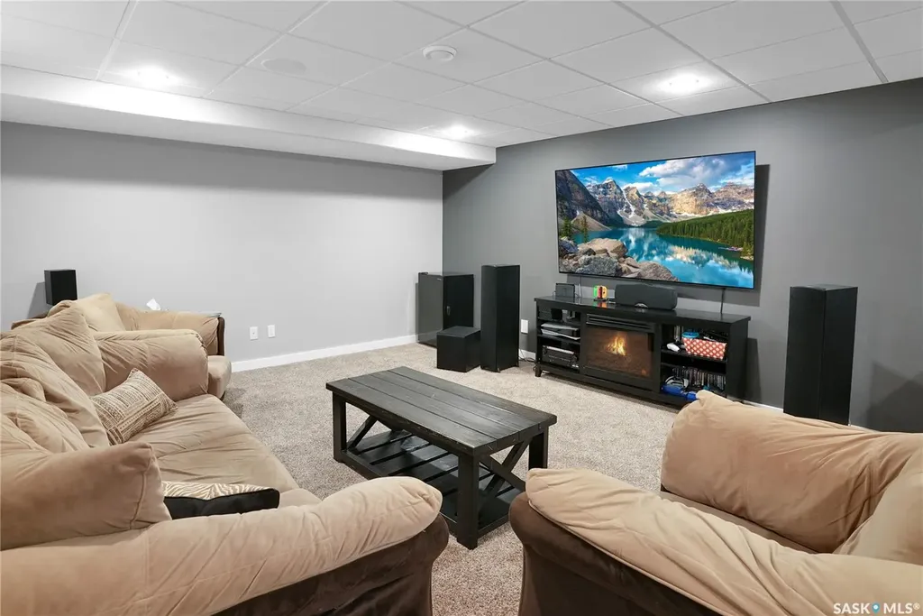121 Everton Crescent Moose Jaw SK S6K 0A3