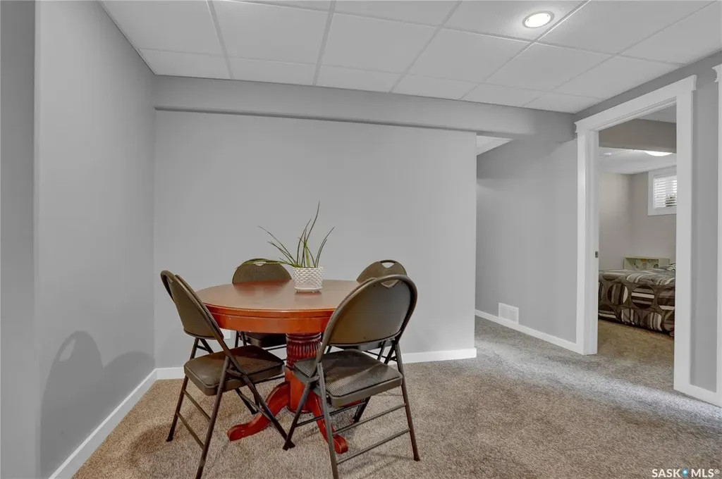 121 Everton Crescent Moose Jaw SK S6K 0A3