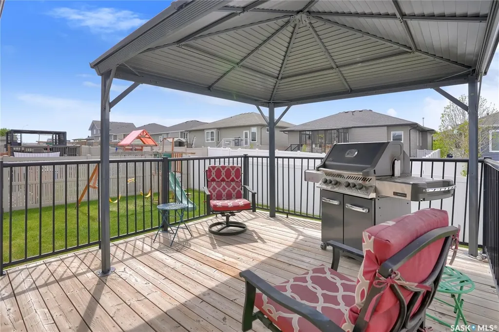 121 Everton Crescent Moose Jaw SK S6K 0A3