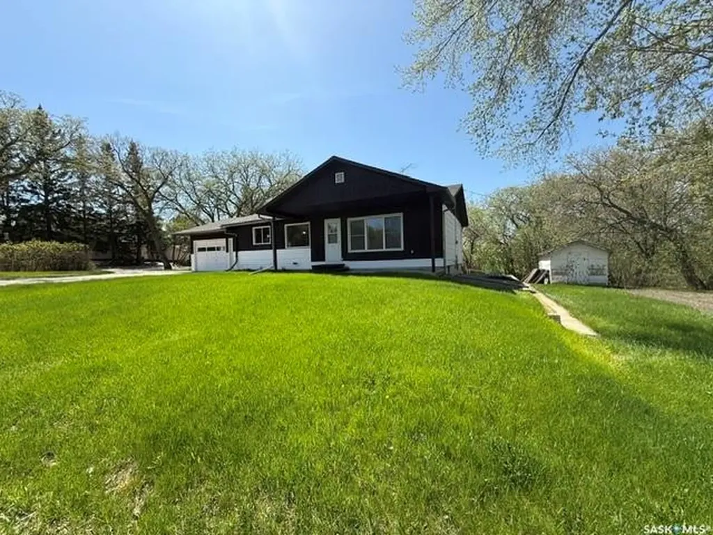 161 Park Street E Kamsack SK S0A 1S0