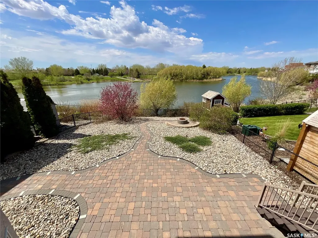 1538 Lakeridge Drive Regina SK S4X 4L5