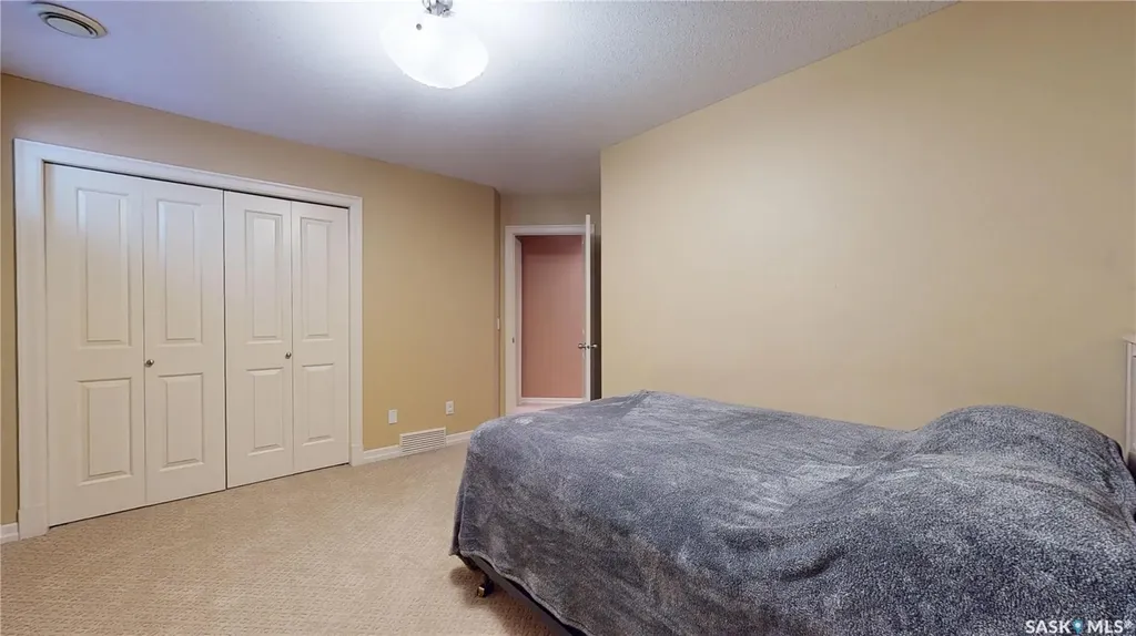 1538 Lakeridge Drive Regina SK S4X 4L5