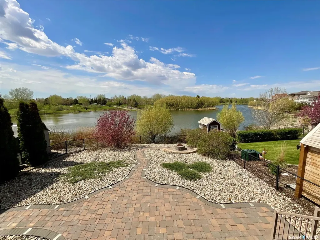 1538 Lakeridge Drive Regina SK S4X 4L5
