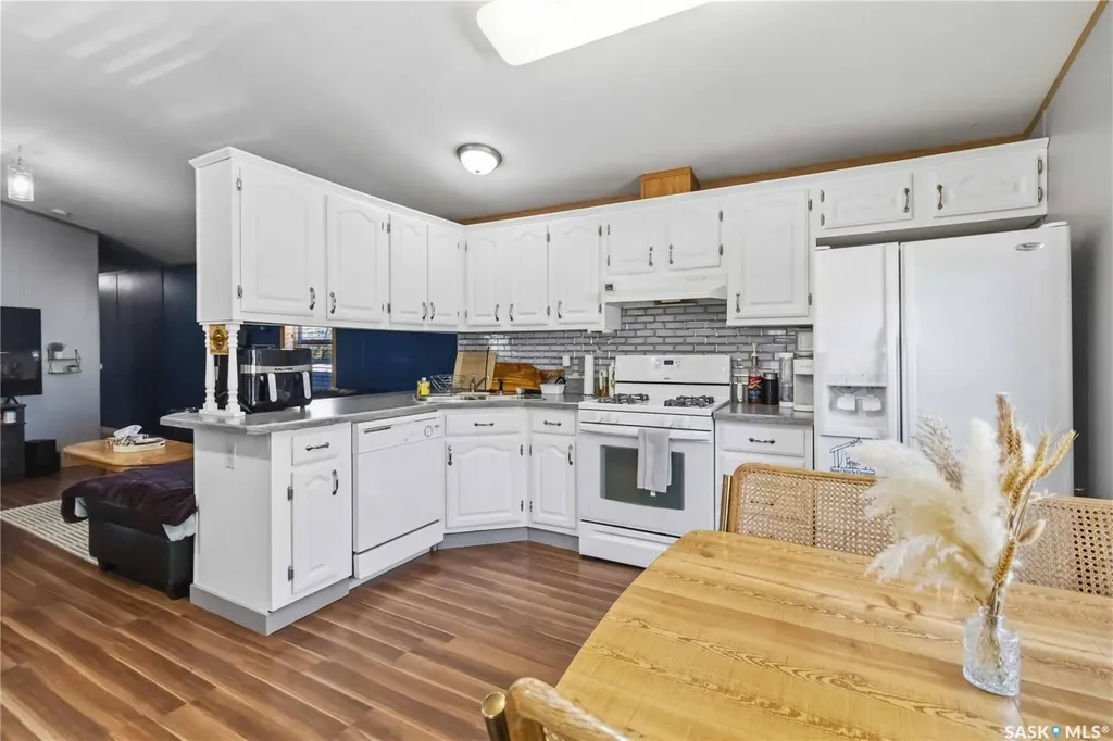 219 Grant Street Saskatoon SK S7N 2A5