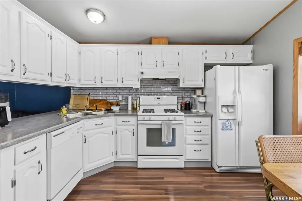 219 Grant Street Saskatoon SK S7N 2A5