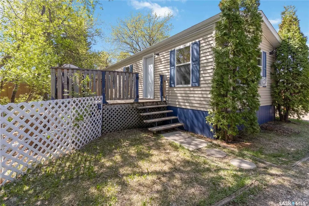 219 Grant Street Saskatoon SK S7N 2A5