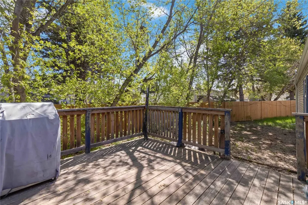219 Grant Street Saskatoon SK S7N 2A5