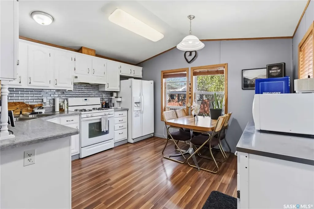 219 Grant Street Saskatoon SK S7N 2A5