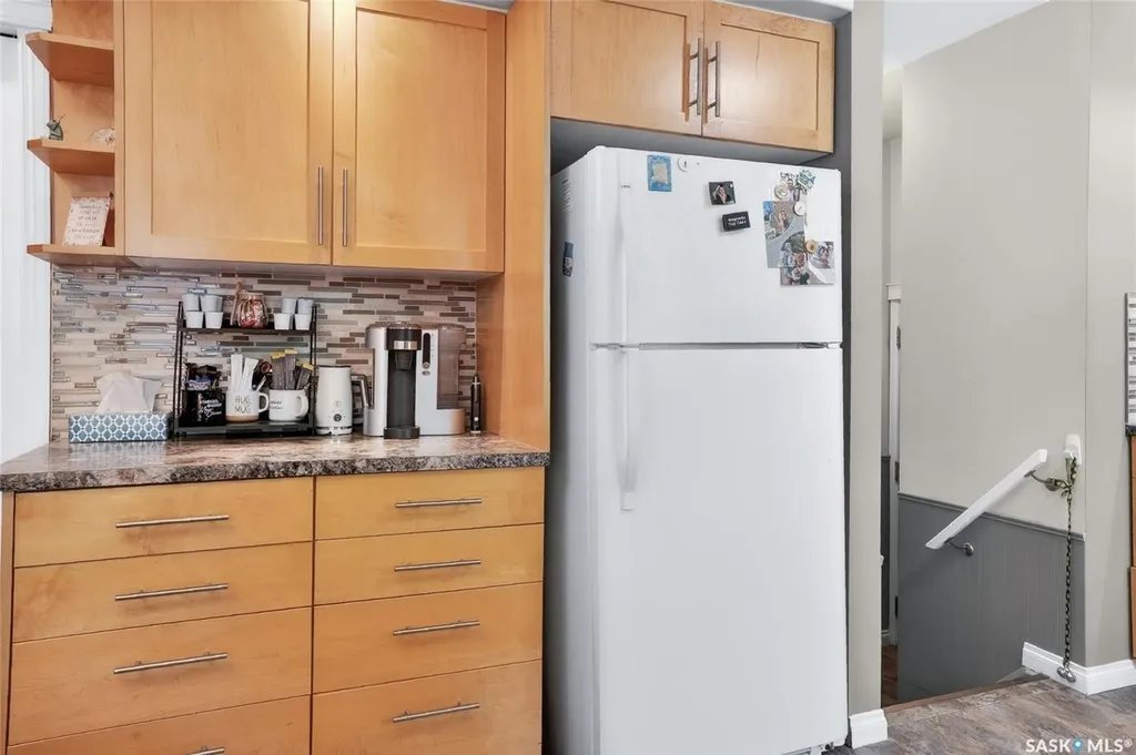 215 Neatby Crescent Saskatoon SK S7M 4W9