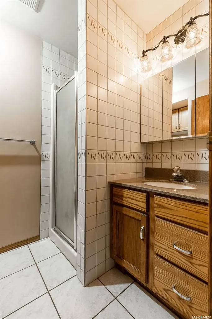 901 1st Street E Saskatoon SK S7H 1T2