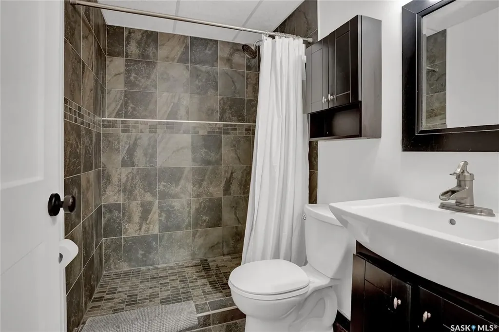 1114 Bayda Crescent Regina SK S4N 6Y6