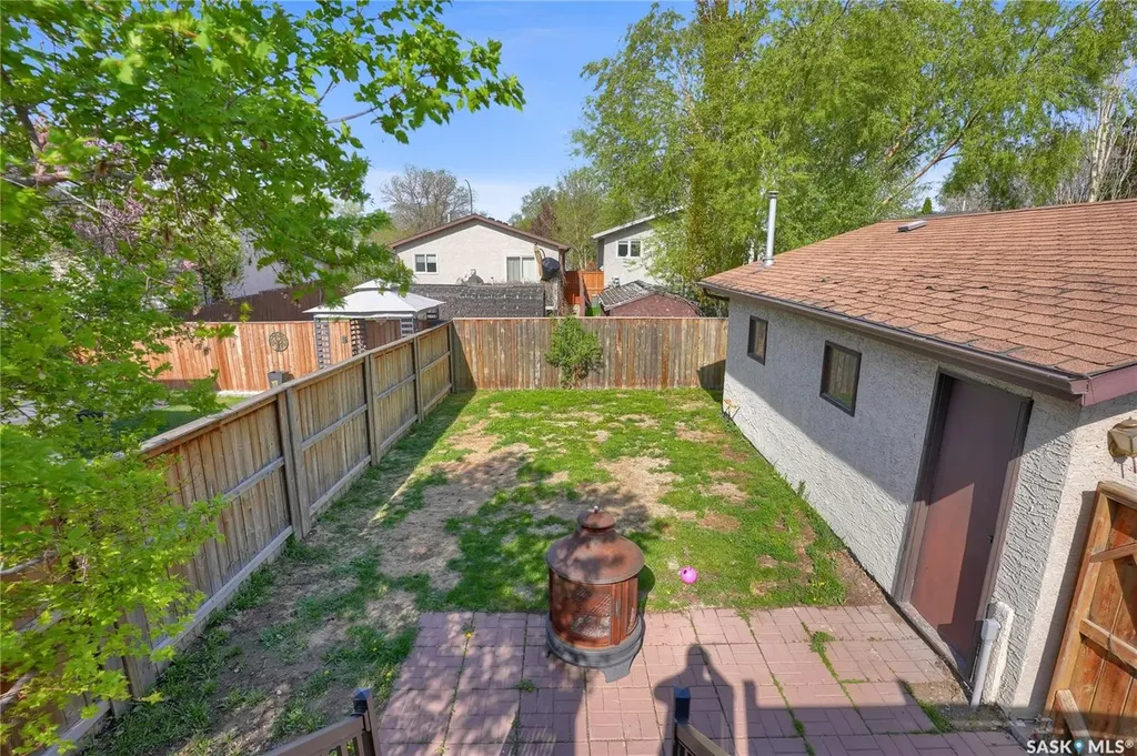 1114 Bayda Crescent Regina SK S4N 6Y6