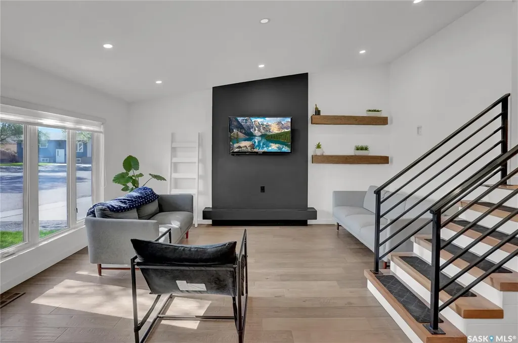 1114 Bayda Crescent Regina SK S4N 6Y6
