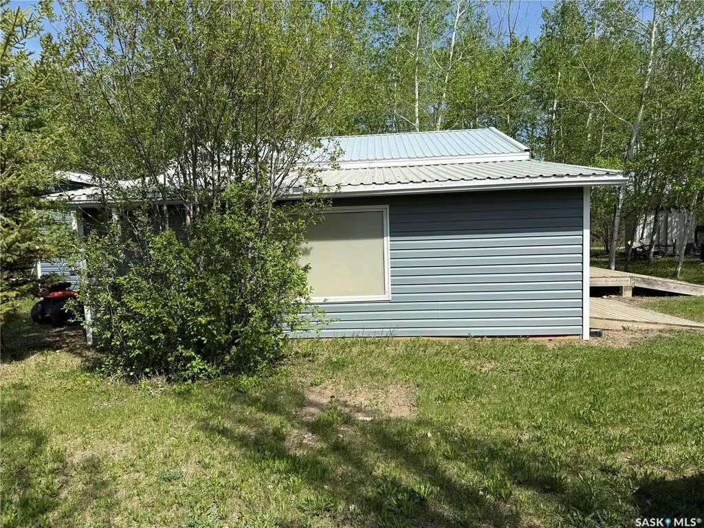 119 Zimmer Crescent Three Lakes Rm No. 400 SK S0K 2J0