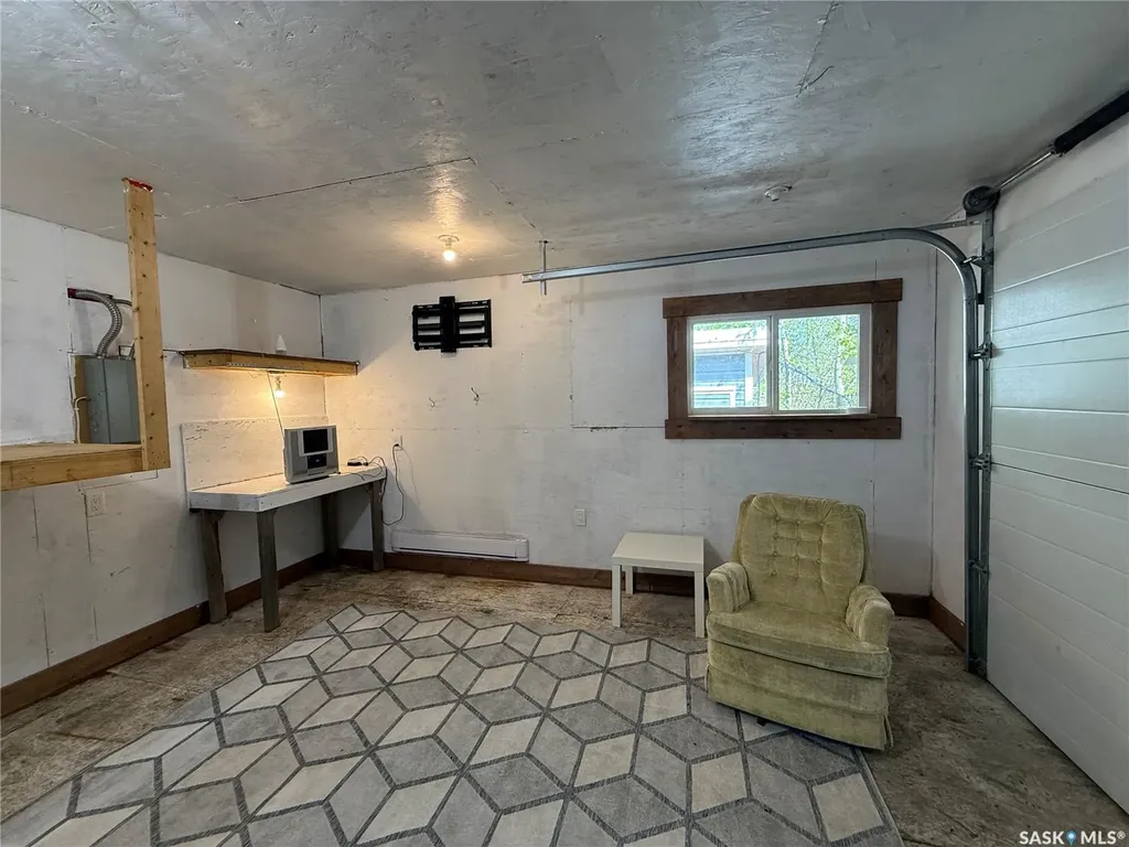 119 Zimmer Crescent Three Lakes Rm No. 400 SK S0K 2J0