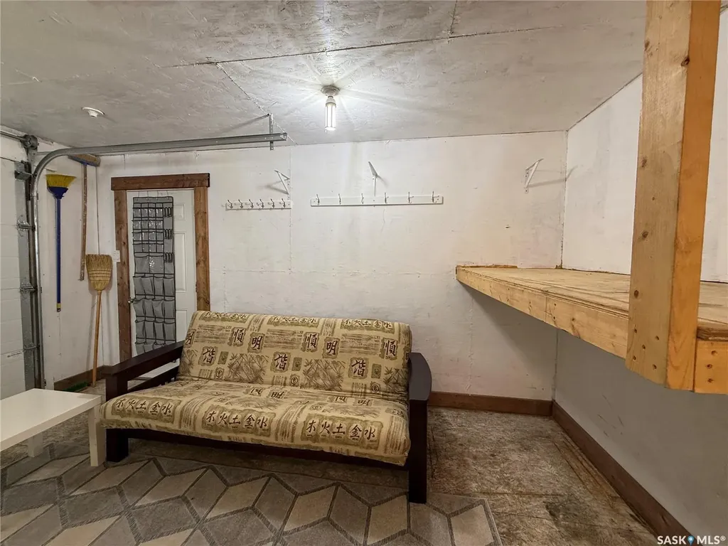 119 Zimmer Crescent Three Lakes Rm No. 400 SK S0K 2J0