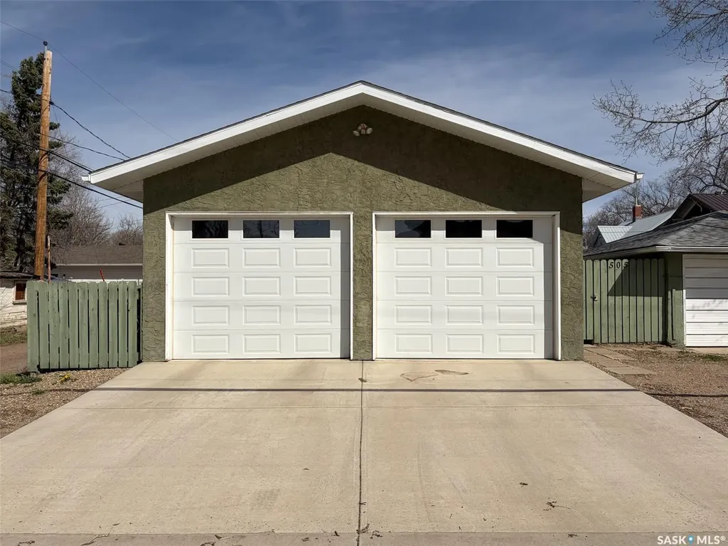 505 Centre Street Shaunavon SK S0N 2M0