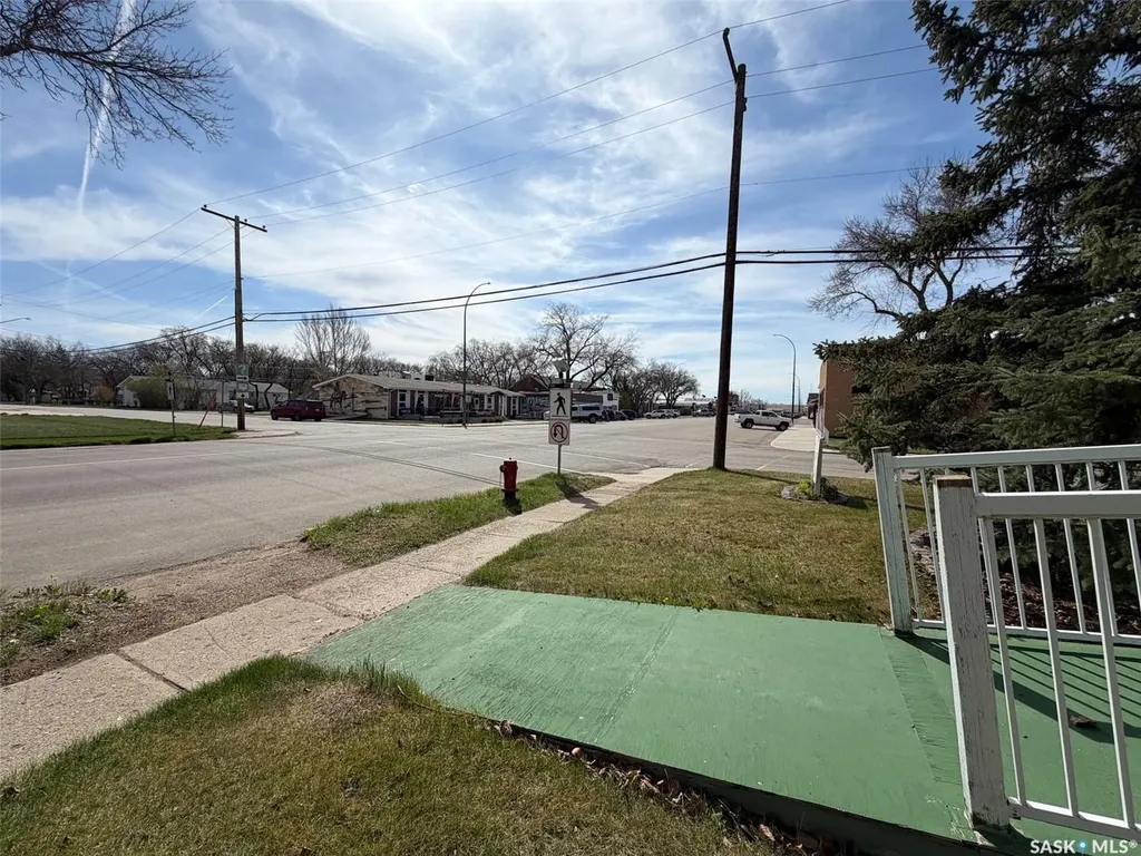 505 Centre Street Shaunavon SK S0N 2M0