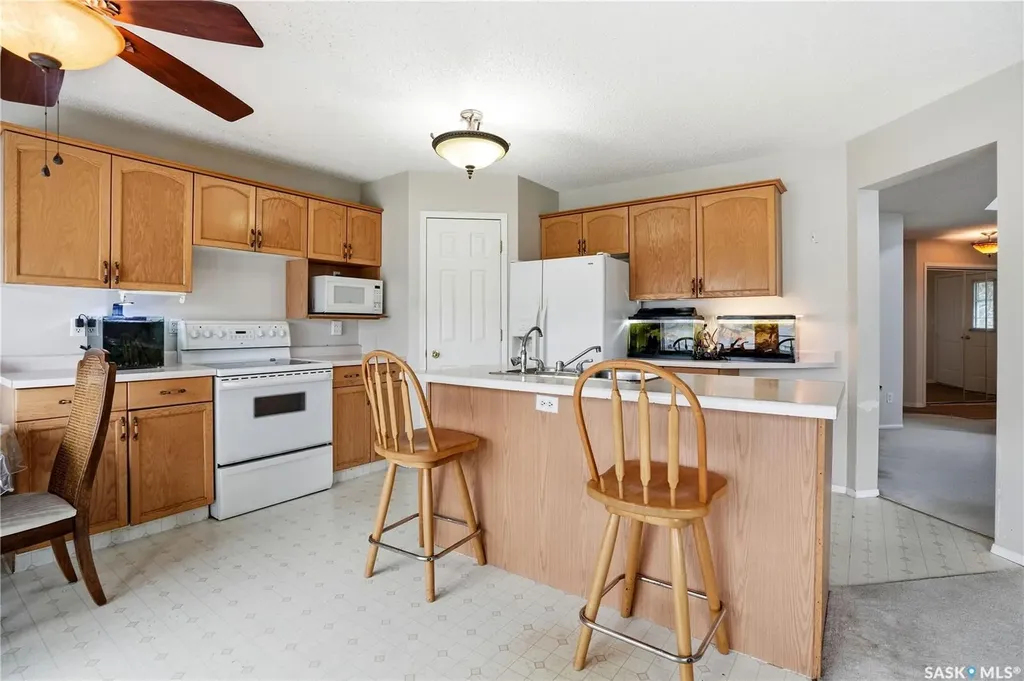 1204 Boehm Bay N Regina SK S4X 4M2