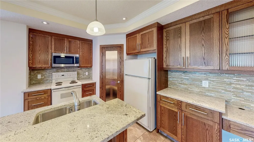8018 Fairways West Drive Regina SK S4Y 0A5