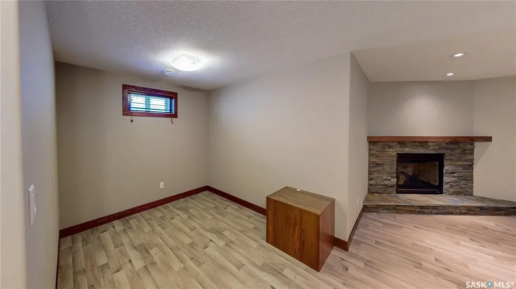 8018 Fairways West Drive Regina SK S4Y 0A5
