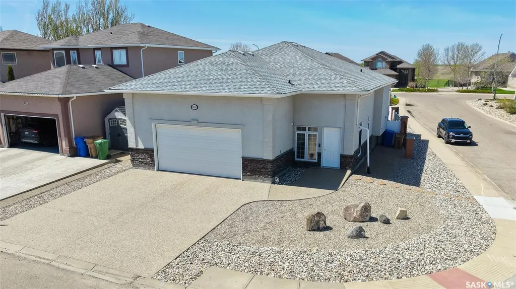 8018 Fairways West Drive Regina SK S4Y 0A5