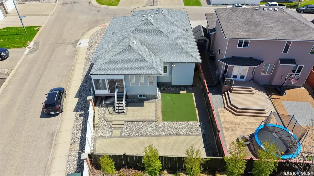 8018 Fairways West Drive Regina SK S4Y 0A5
