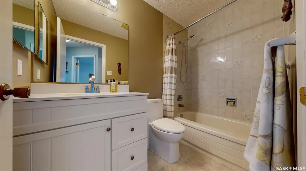 3054 Reves Road Regina SK S4V 1Y6