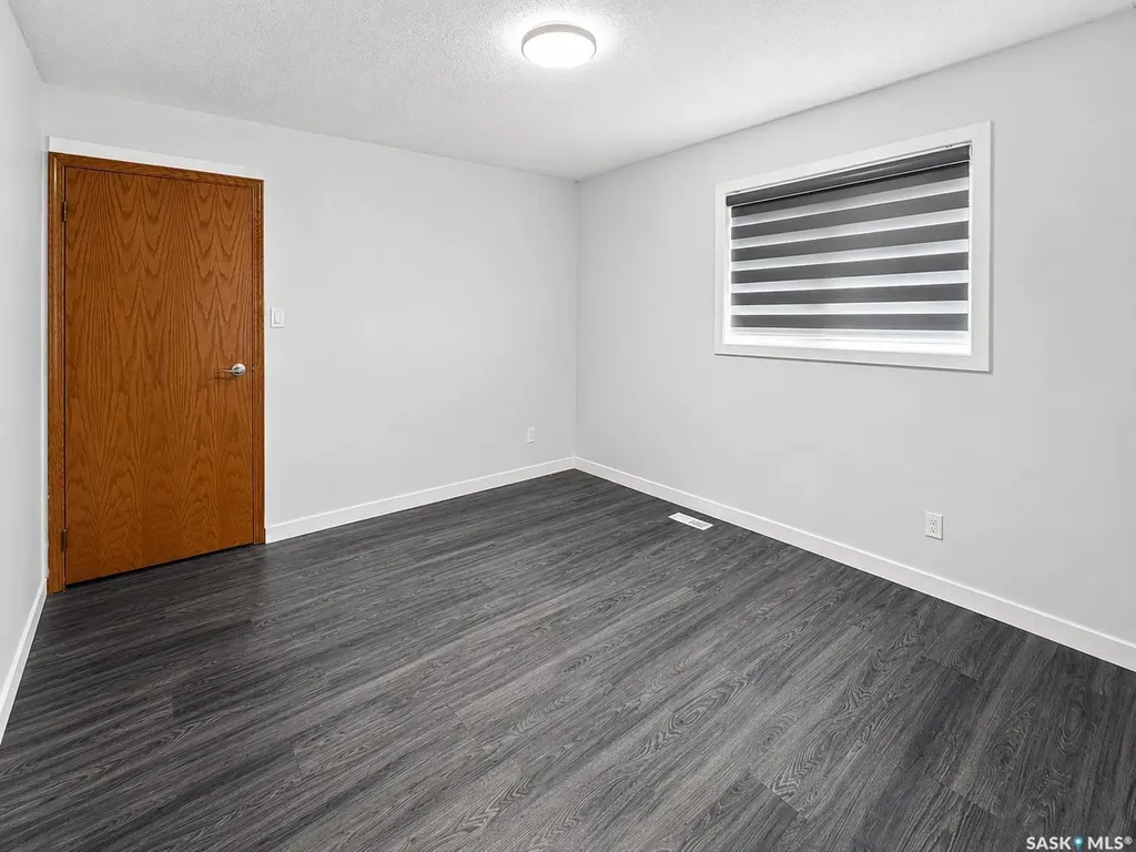 458 Wakaw Court Saskatoon SK S7J 4H4