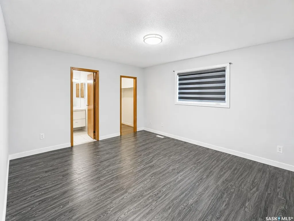 458 Wakaw Court Saskatoon SK S7J 4H4