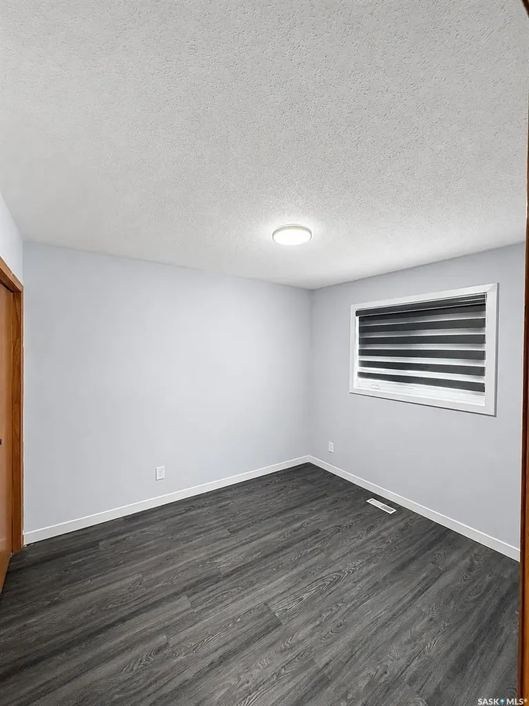 458 Wakaw Court Saskatoon SK S7J 4H4