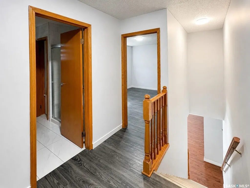 458 Wakaw Court Saskatoon SK S7J 4H4