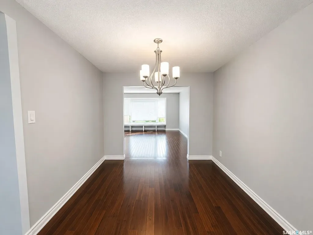 458 Wakaw Court Saskatoon SK S7J 4H4