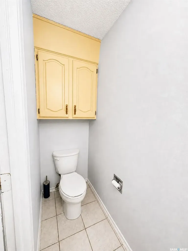 458 Wakaw Court Saskatoon SK S7J 4H4