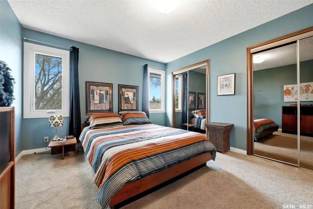 27 Cowie Road Regina SK S4S 6S2