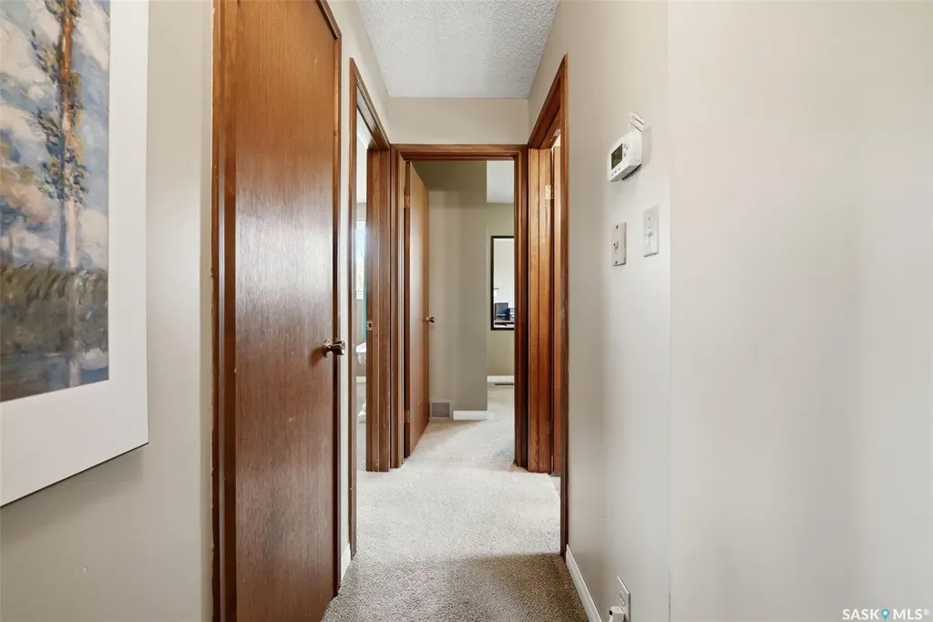 27 Cowie Road Regina SK S4S 6S2
