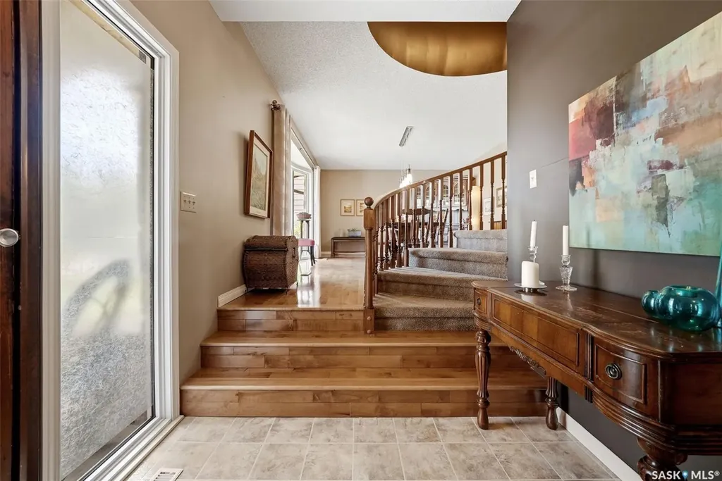 27 Cowie Road Regina SK S4S 6S2