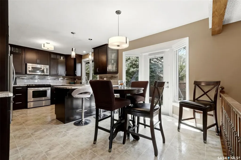 27 Cowie Road Regina SK S4S 6S2