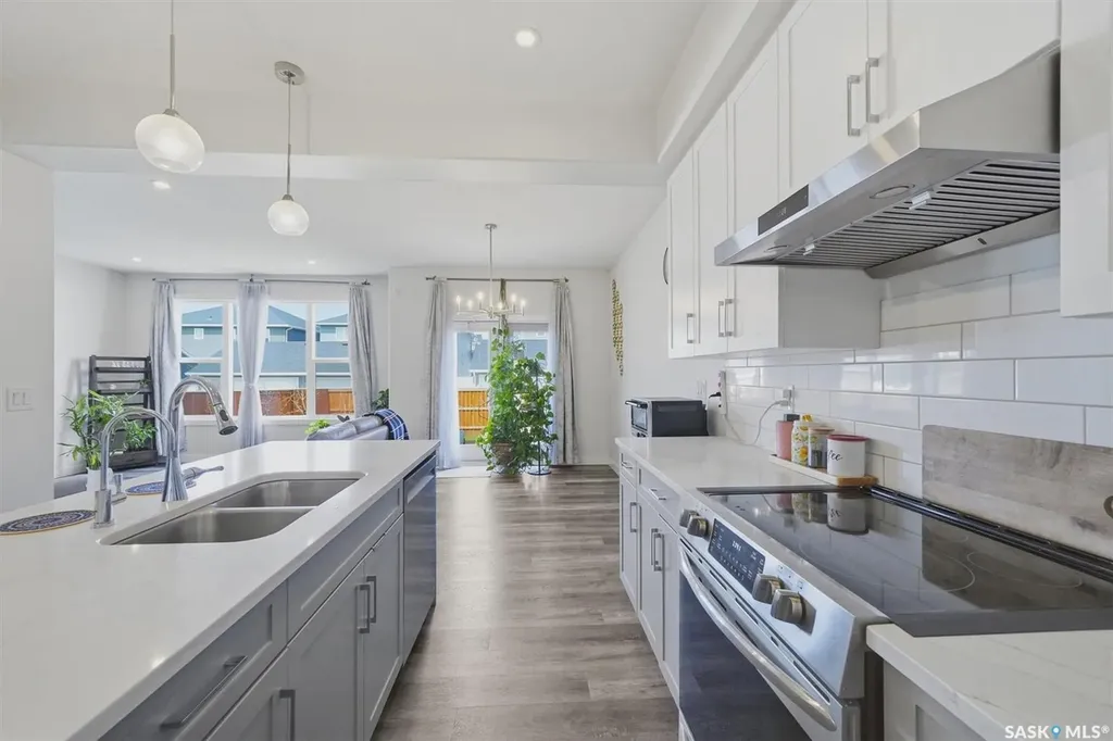 259 Skopik Crescent Saskatoon SK S7V 0N4