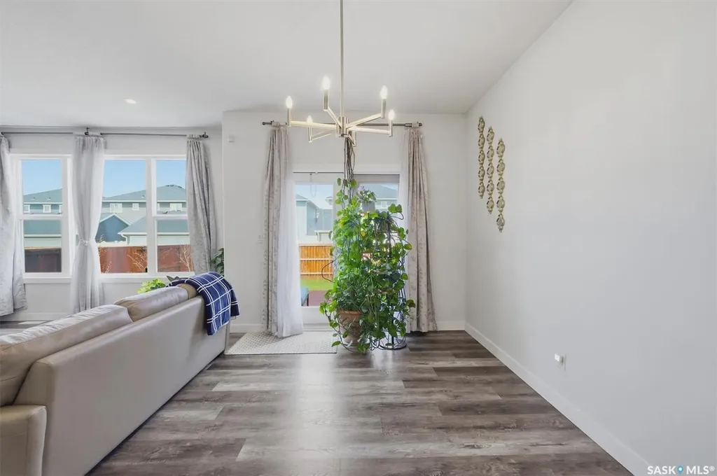 259 Skopik Crescent Saskatoon SK S7V 0N4