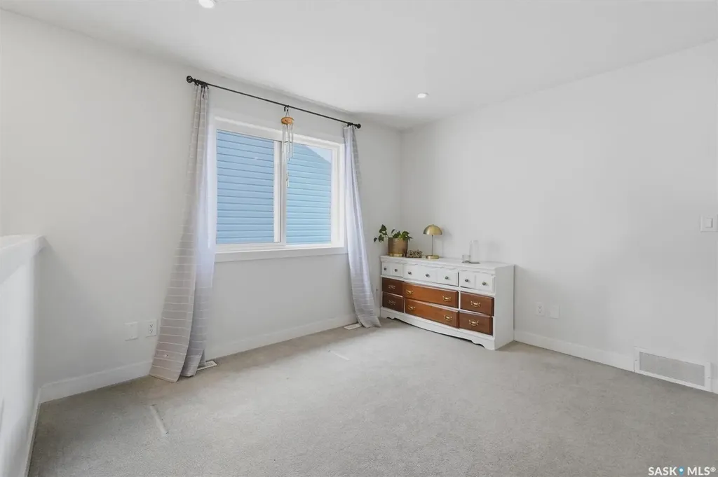 259 Skopik Crescent Saskatoon SK S7V 0N4